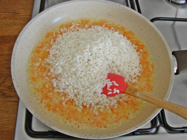 Barbunyalı Pirinç Pilavı - Yapılışı (5/12) 