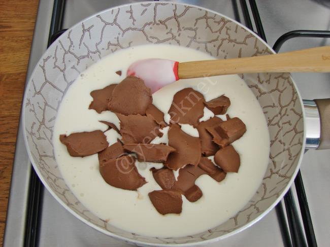 Çikolatalı Tart Pasta - Yapılışı (13/20) 