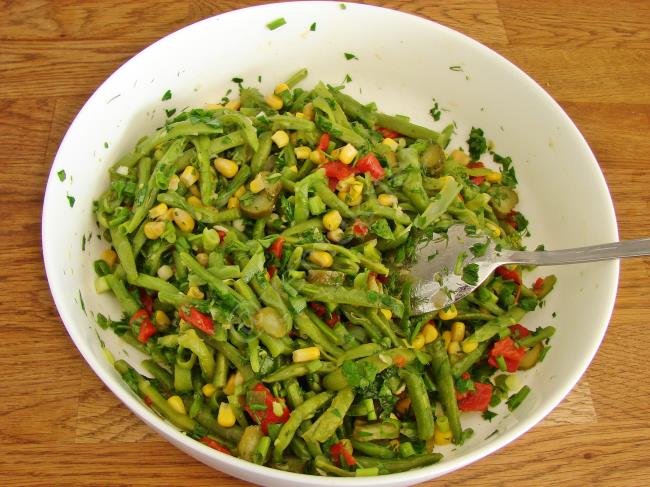 Fasulye Salatası - Yapılışı (6/8) 