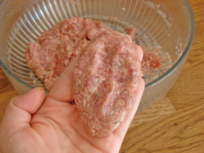 Köfte Ekmek - Yapılışı (10/20) 