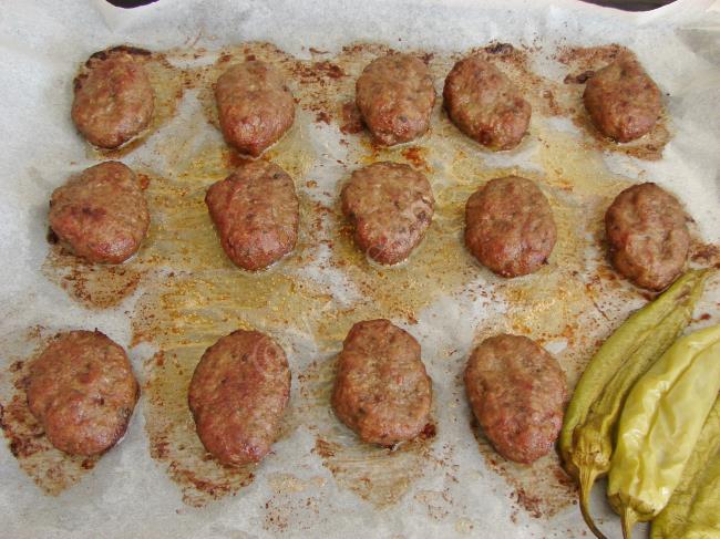 Köfte Ekmek - Yapılışı (15/20) 