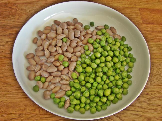 Bezelyeli Barbunya Salatası - Yapılışı (2/8) 