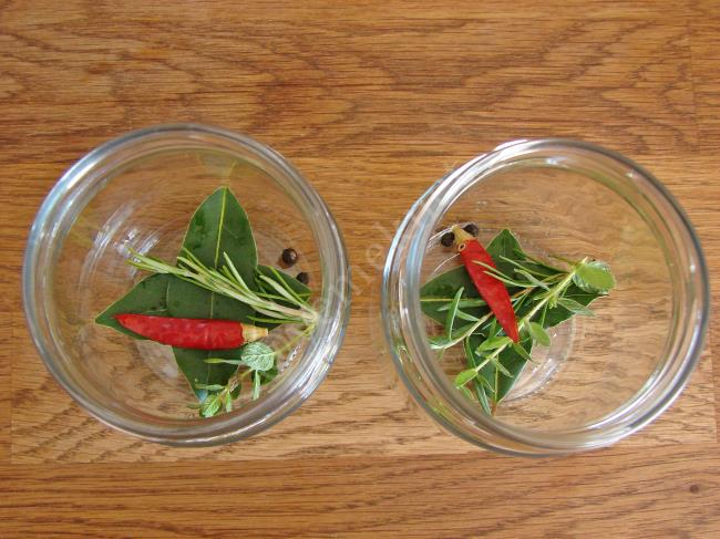 Kahvaltılık Soslu Peynir - Yapılışı (3/8) 