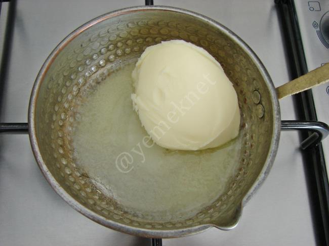 Unlu Yoğurt Çorbası - Yapılışı (7/12) 