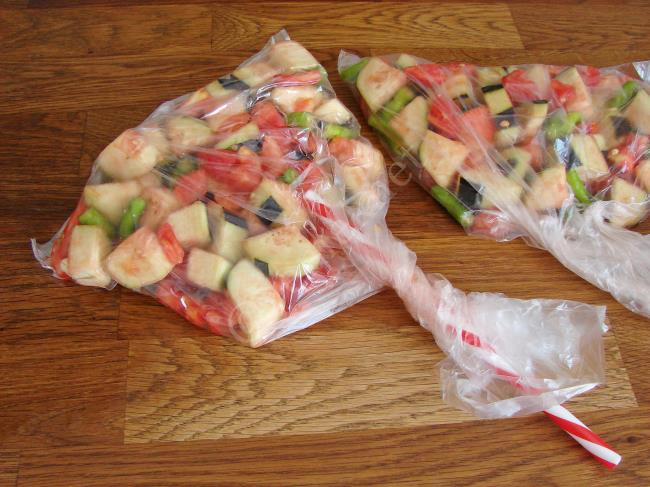 Buzlukta Patlıcan Saklama - Yapılışı (9/12) 