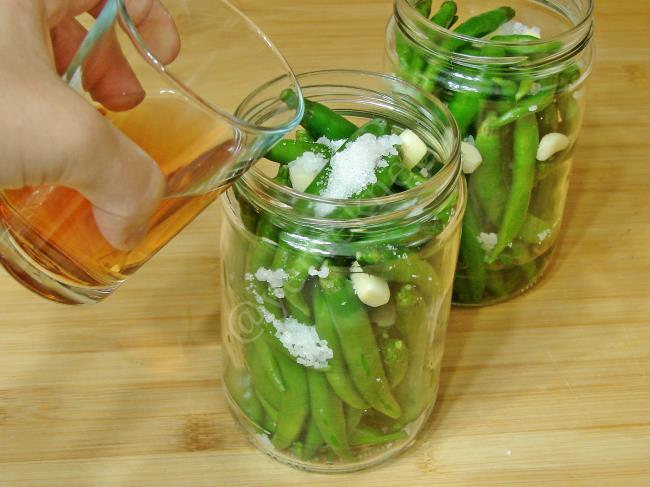 Cin Biberi Turşusu - Yapılışı (10/16) 