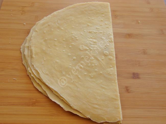 Çorbalık Kesme Erişte - Yapılışı (16/24) 