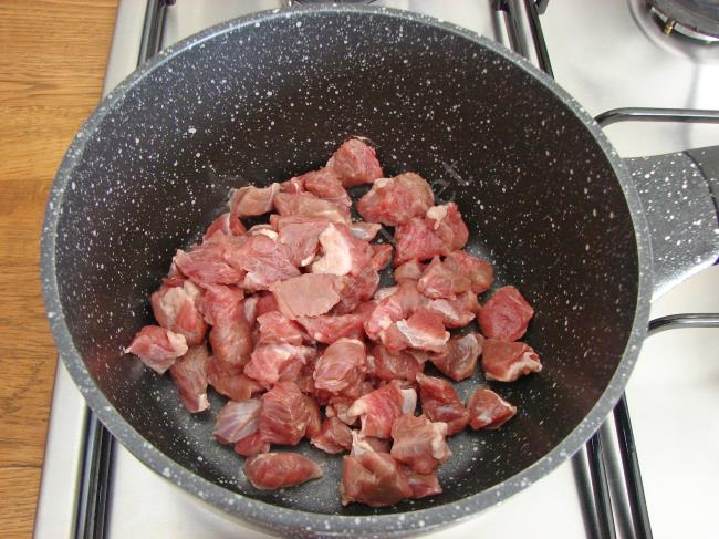 Etli Bamya Çorbası - Yapılışı (3/12) 