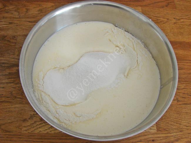 Karamelli Şeftalili Kek - Yapılışı (11/20) 