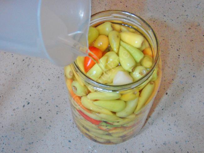 Biberiye Turşusu - Yapılışı (7/12) 