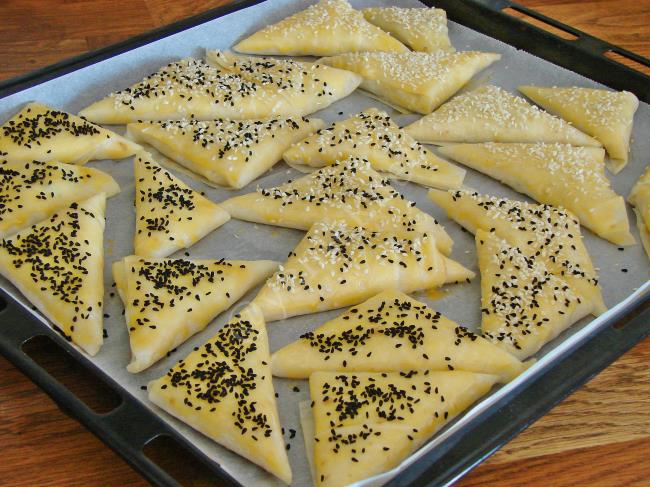 Kıymalı Muska Böreği - Yapılışı (15/20) 