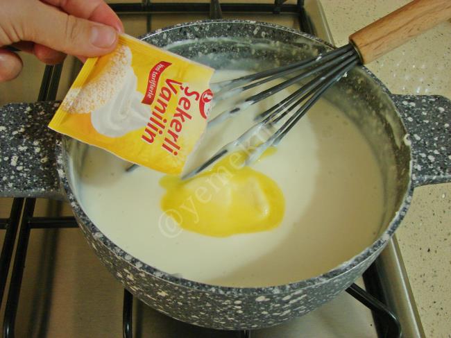 Muhallebi - Yapılışı (7/12) 