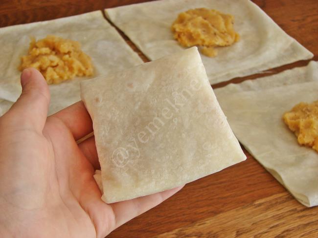 Patatesli Bohça Böreği - Yapılışı (16/20) 