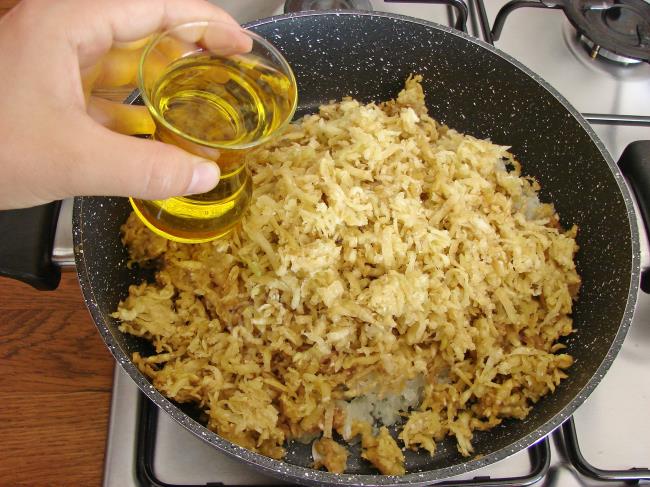 Patlıcanlı Börek - Yapılışı (6/24) 