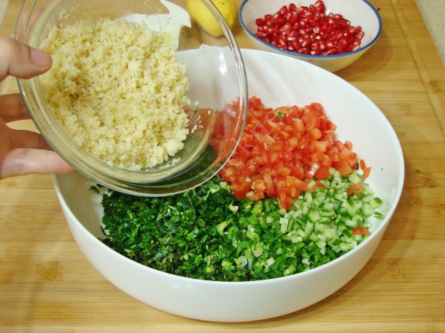 Tabule Salatası - Yapılışı (7/12) 