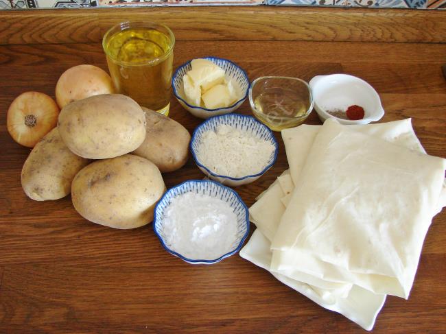 Patatesli Gül Böreği - Yapılışı (1/20) 