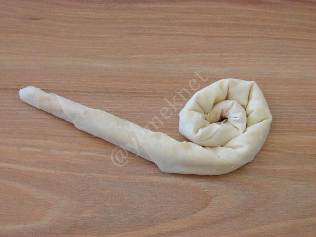 Patatesli Gül Böreği - Yapılışı (14/20) 