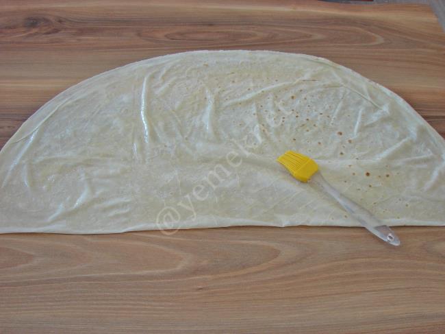 Patatesli Muska Böreği - Yapılışı (10/20) 