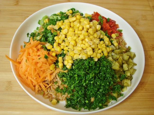 Şehriye Salatası - Yapılışı (8/12) 