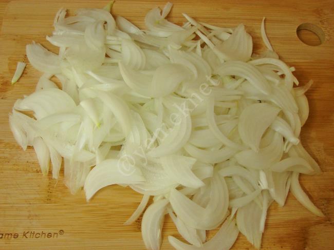 Sütlü Soğan Kavurması - Yapılışı (2/12) 