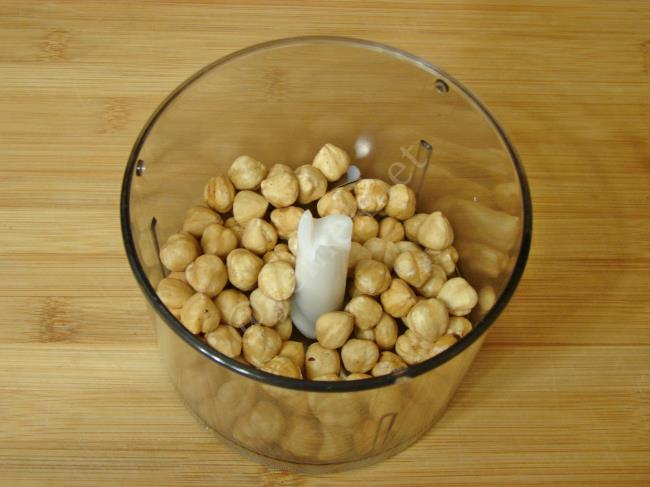 Fındık Tarator - Yapılışı (2/8) 