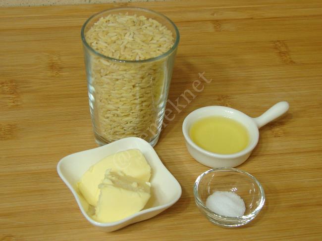 Şehriye Pilavı - Yapılışı (1/8) 