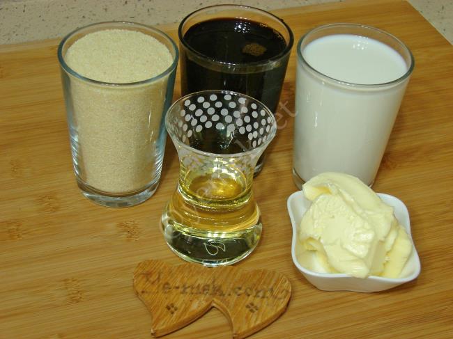 Şekersiz İrmik Helvası - Yapılışı (1/12) 