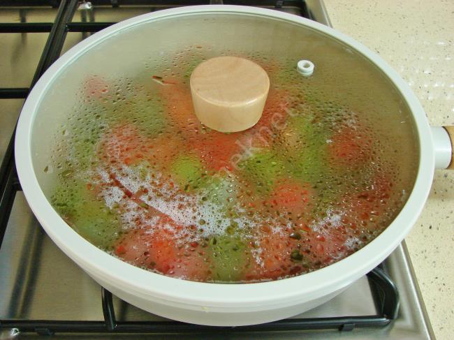 Biber Borani - Yapılışı (4/8) 