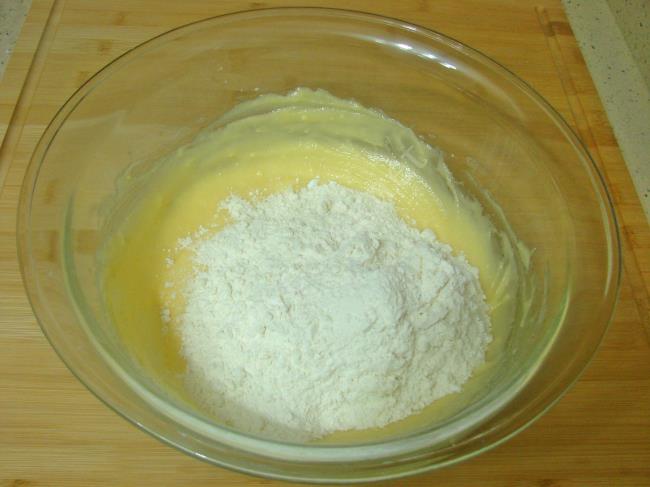 Çikolatalı Nişastalı Kurabiye - Yapılışı (5/16) 