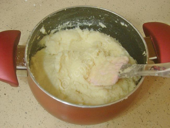 İrmikli Sultan Lokumu - Yapılışı (6/12) 