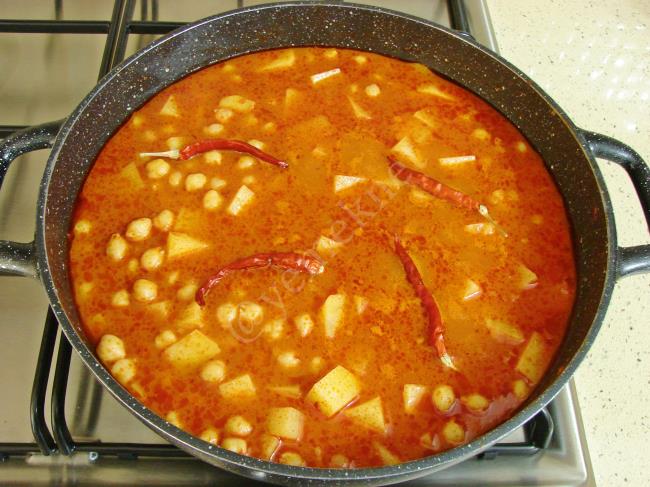 Patatesli Nohut Yemeği - Yapılışı (12/16) 