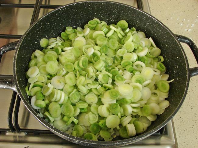 Pırasa Diblesi - Yapılışı (5/12) 