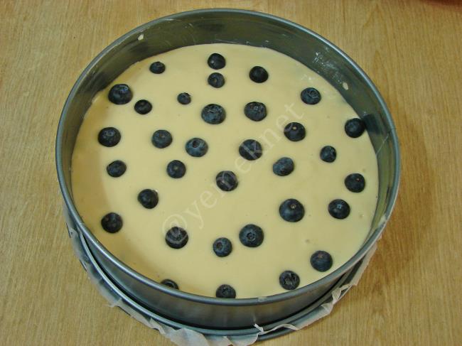 Yaban Mersinli Kek - Yapılışı (12/16) 