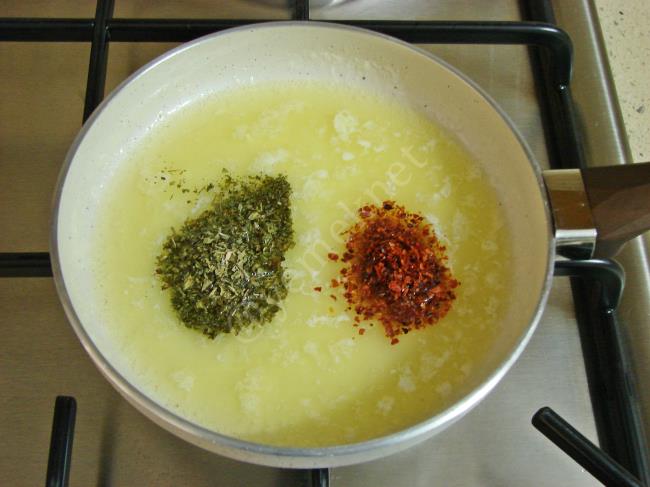 Bulgurlu Tarhana Çorbası - Yapılışı (8/12) 