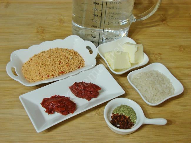 Pirinçli Tarhana Çorbası - Yapılışı (1/12) 