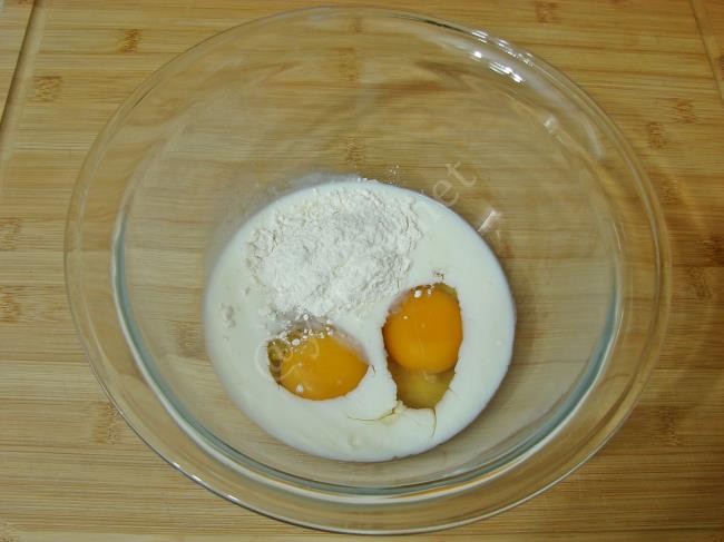 Beyaz Peynirli Omlet - Yapılışı (2/12) 