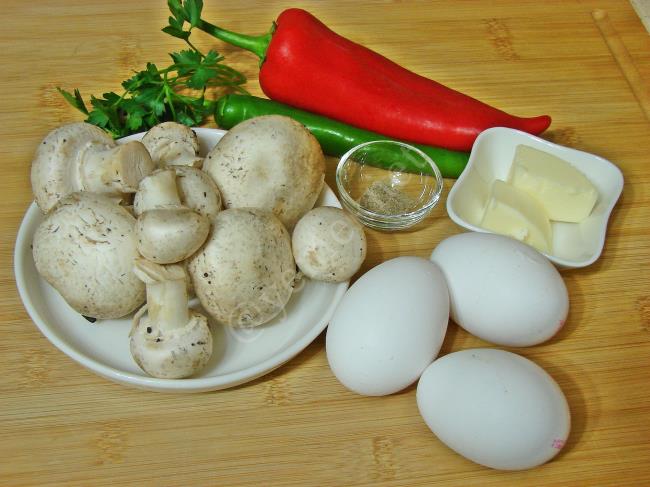 Mantarlı Biberli Omlet - Yapılışı (1/16) 