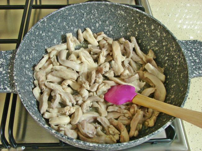 Mantarlı Köri Soslu Tavuk - Yapılışı (5/16) 