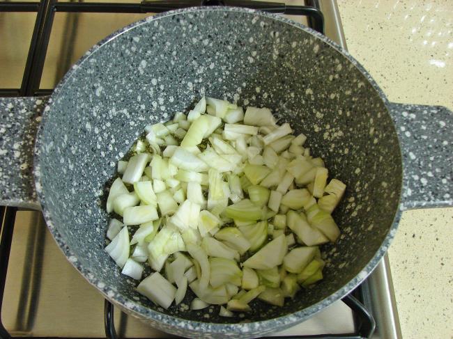 Mısırlı Patates Çorbası - Yapılışı (2/12) 