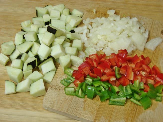 Patlıcanlı Şehriye Pilavı - Yapılışı (2/16) 