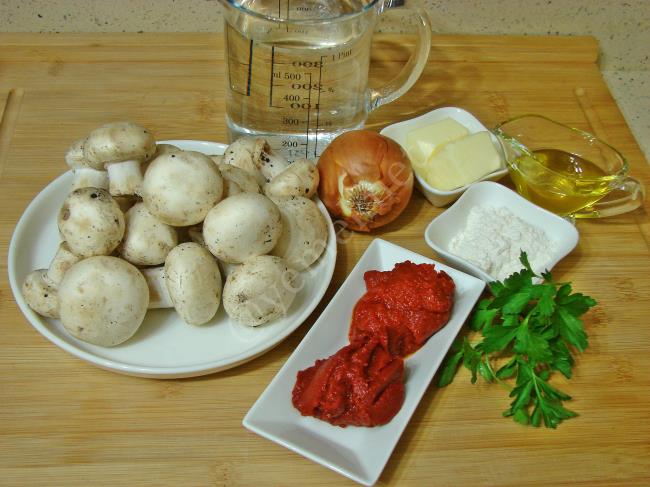 Salçalı Mantar Çorbası - Yapılışı (1/12) 