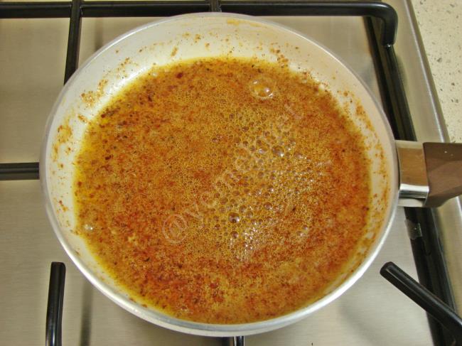 Yoğurtlu Yumurta - Yapılışı (9/12) 