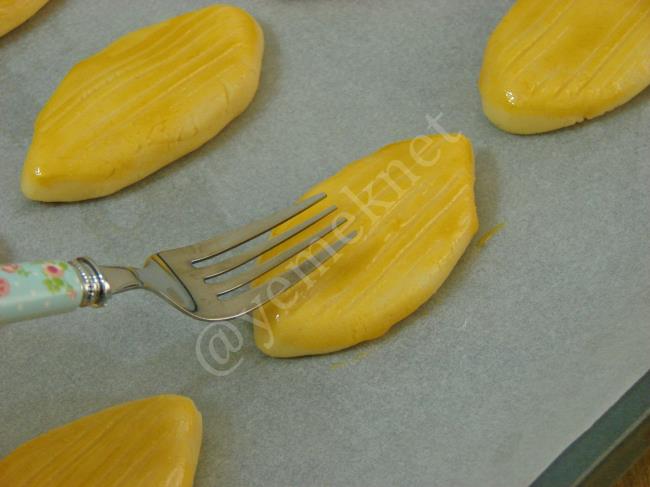 Pastane Şekerparesi - Yapılışı (12/20) 