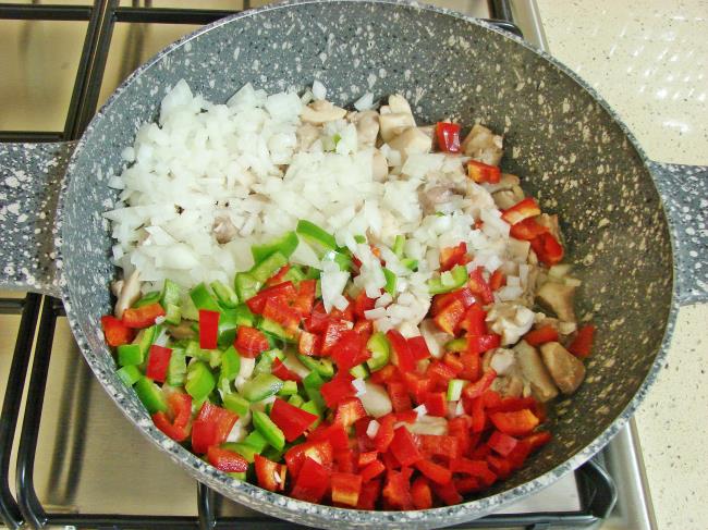 Patates Püresinde Tavuk Sote - Yapılışı (9/20) 