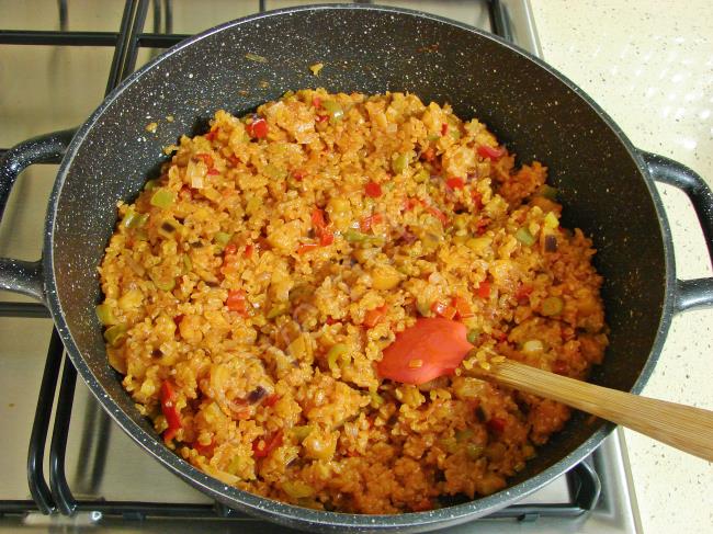 Salçalı Sebzeli Bulgur Pilavı - Yapılışı (11/16) 