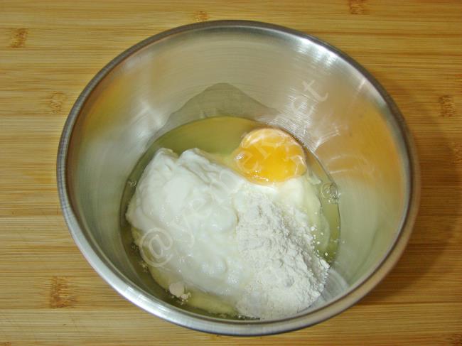 Salçalı Yoğurt Çorbası - Yapılışı (6/12) 