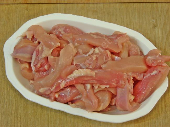 Tavuklu Tepsi Kebabı - Yapılışı (3/16) 