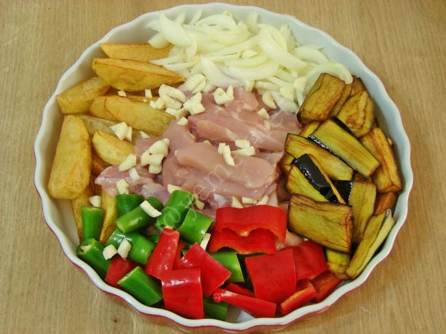 Tavuklu Tepsi Kebabı - Yapılışı (6/16) 