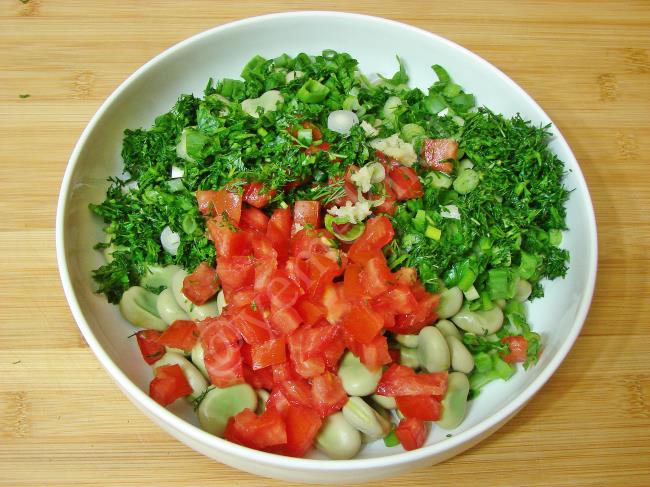 İç Bakla Salatası - Yapılışı (6/12) 