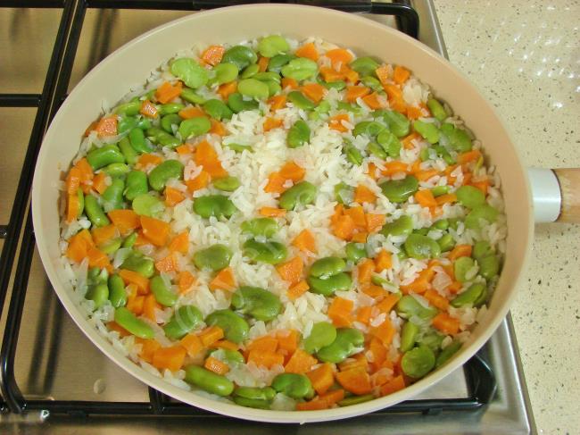 İç Baklalı Pilav - Yapılışı (11/16) 